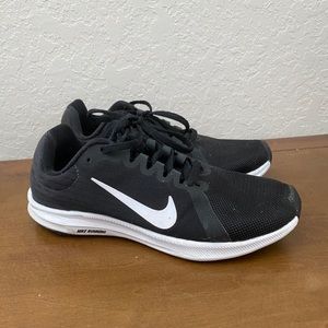 Nike Downshifter 8